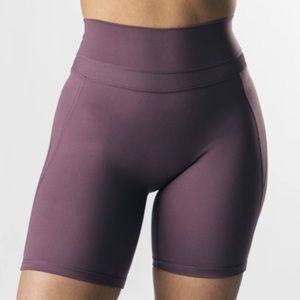 Alphalete Alphalux Harmony Biker Shorts 
